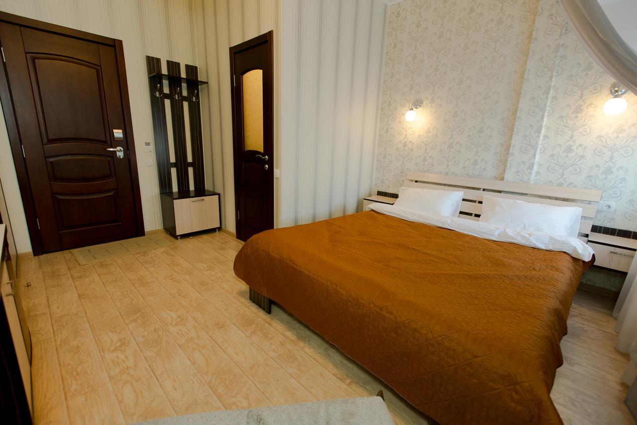 Hotel Hizhina ペトロパブロフスク エクステリア 写真
