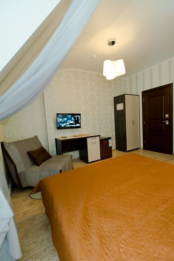 Hotel Hizhina ペトロパブロフスク エクステリア 写真